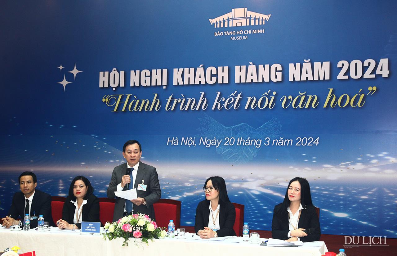 Giám đốc Bảo tàng Hồ Chí Minh Vũ Mạnh Hà phát biểu